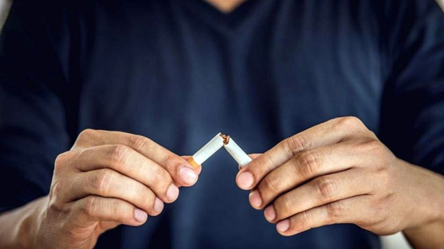Sigaraya zammını duyanlar sigara bırakma hattına koştu!