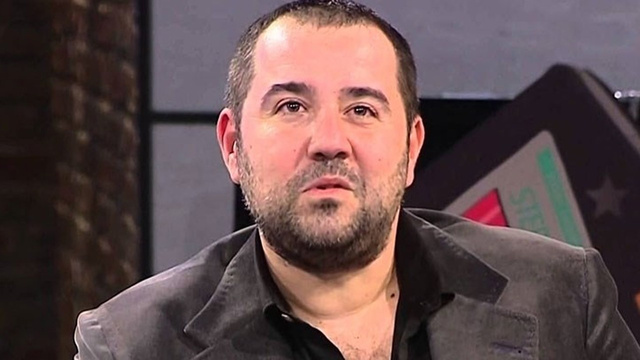Ata Demirer takipçilerini yıllar öncesine götürdü