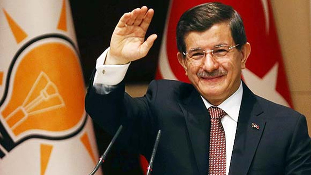 Ahmet Davutoğlu'nun partisinde sürpriz isim!