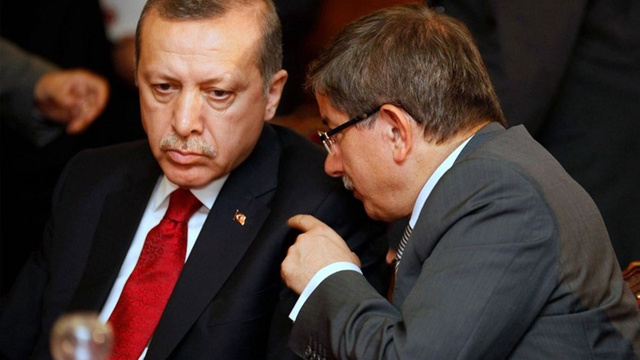 Ünlü kalemden dikkat çeken 'yeni parti' yazısı