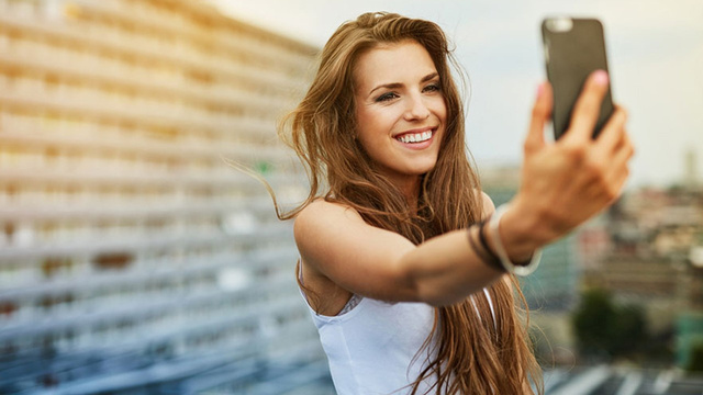 Çok selfie çeken 'çok az' seviliyor!