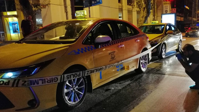 Kadıköy'de taksiye silahlı saldırı!