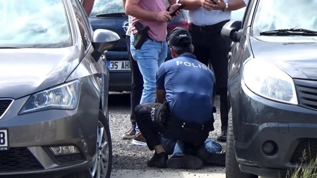 Kartal'daki İstanbul Anadolu Adalet Sarayı'nda silahlı kavga!