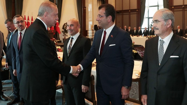 Cumhurbaşkanı Erdoğan Büyükşehir Belediye Başkanları'na seslendi