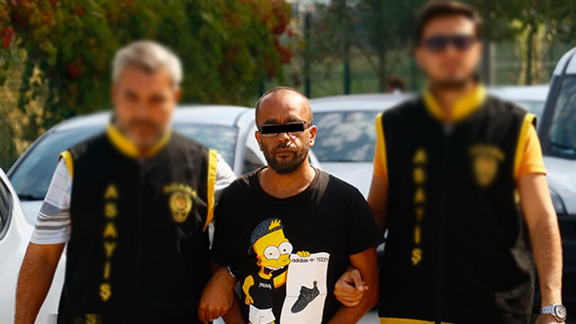 Dolandırdığı mağdurlara 'enayi' diyen sanığa 14 yıl hapis cezası!