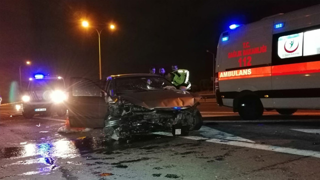 TEM Otoyolunda feci trafik kazası!