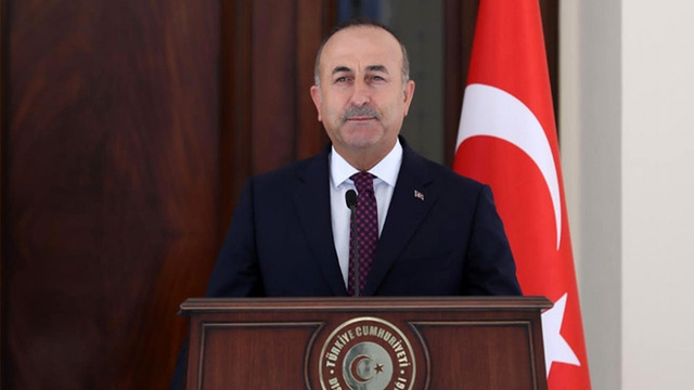 Bakan Çavuşoğlu: "Terör örgütüyle mücadele etmek meşru hakkımızdır"