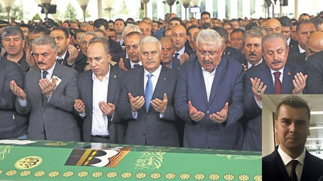 MHP Genel Başkan Yardımcısı Semih Yalçın’ın oğlu toprağa verildi