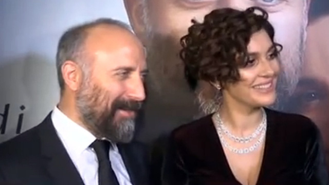 Bergüzar Korel ve Halit Ergenç bebeğin ismine karar verdi mi?