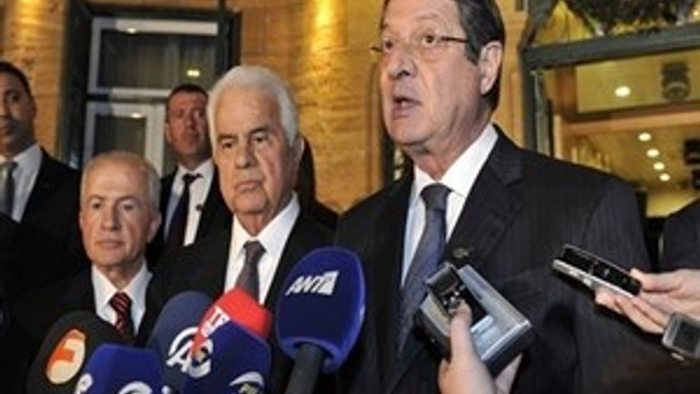 Kıbrıs'ta neler oluyor?...