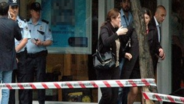 İstanbul Küçükçekmece'de kanlı soygun!