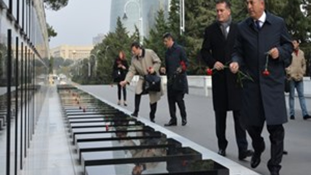 Dışişleri Bakanı Mevlüt Çavuşoğlu Azerbaycan'da