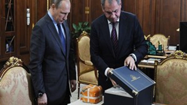Vladimir Putin'e 'kara kutu' şoku!...