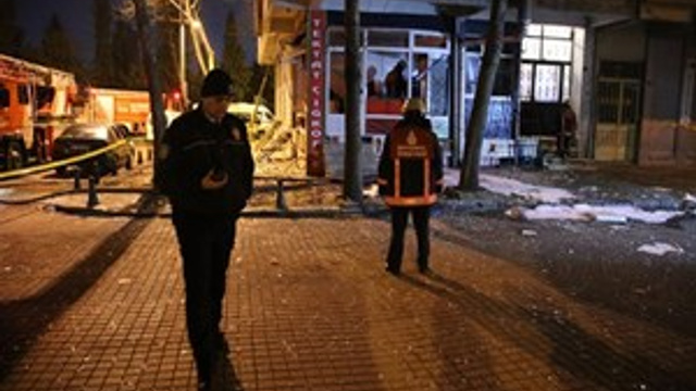 Bayrampaşa'da korkutan patlama!...