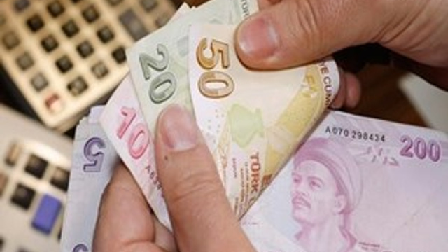 Anneler emeklilikte eşitlik istiyor