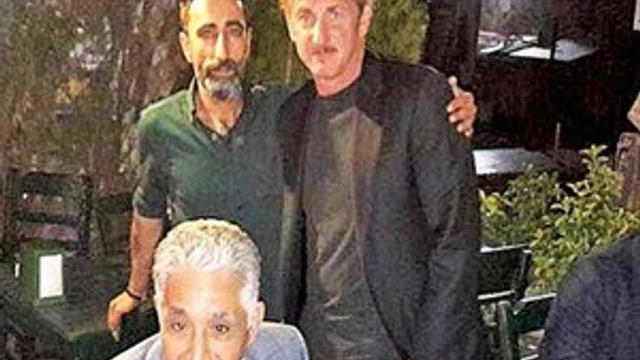 Sean Penn tek başına İstanbul’u turladı!