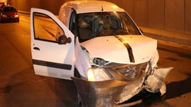 Adana’da trafik kazası: 2 yaralı