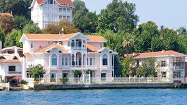 Fransızlara 'Yalı alın' çağrısı!