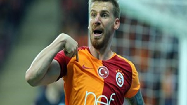G.Saray, Serdar'a 3 yıllık yeni sözleşme teklif edecek