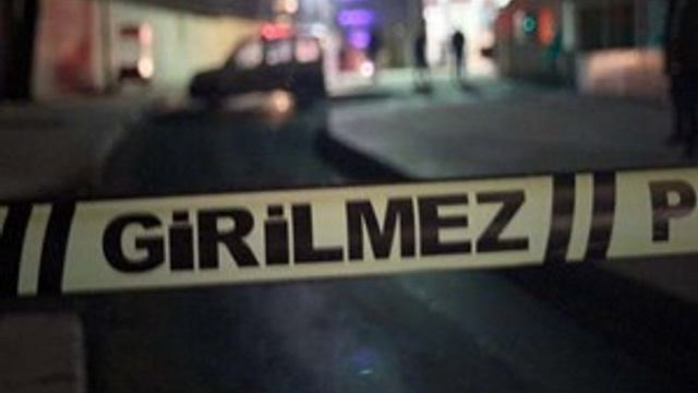 Kavga ettiği şahsı kıraathanede silahla vurdu!