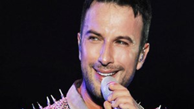 Tarkan 'Bravo' dedirtti!..