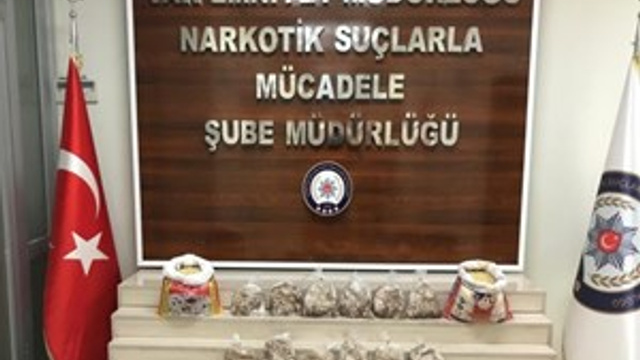 6 kilo eroin polise takıldı!