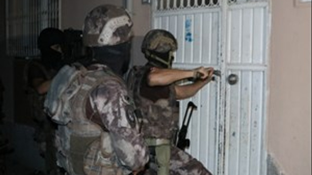 Sosyal medyada propaganda yapan PKK’lılara şafak vakti baskın