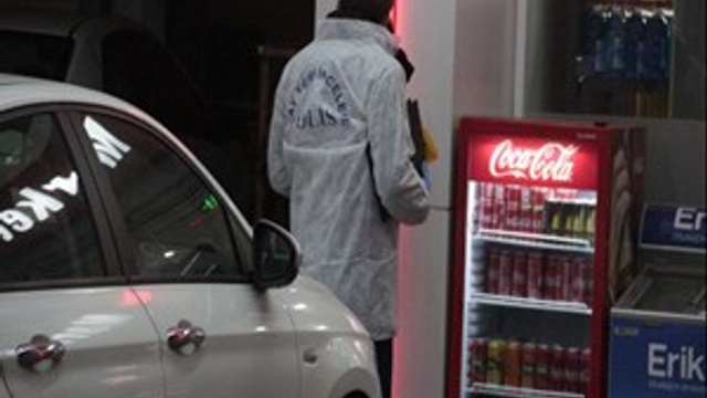 Akaryakıt istasyonunda soygun