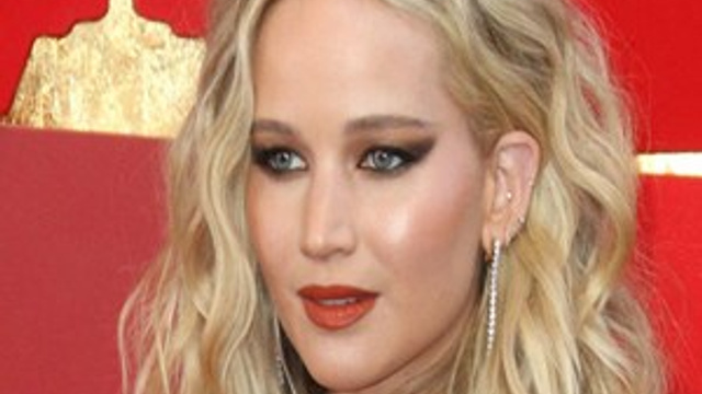 Jennifer Lawrence: "Onunla ilişkiye girmedim"