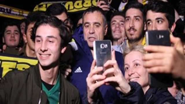 Ersun Yanal ile yüzler gülecek!
