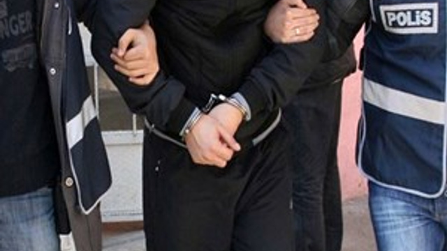 FETÖ'ye darbe üstüne darbe!