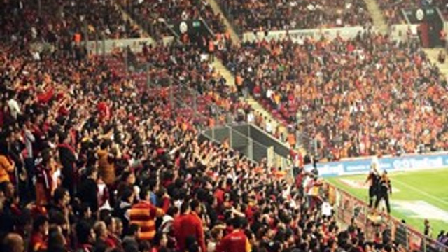 Taraftara loca çağrısı!