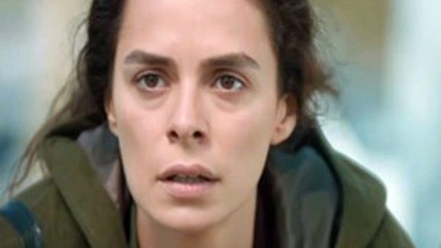 Özge Özpirinçci'nin yeğenine bakıcısından istismar!