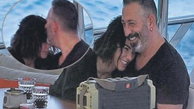 Defne Samyeli ve Cem Yılmaz'ın romantik dakikaları