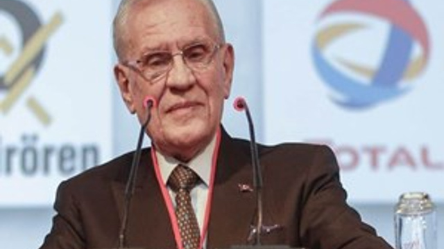 Erdoğan Demirören hayatını kaybetti!