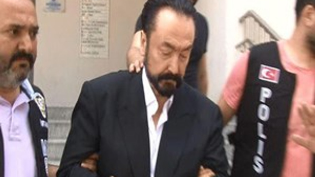 Adnan Oktar örgütünün 122 internet sitesi kapatıldı