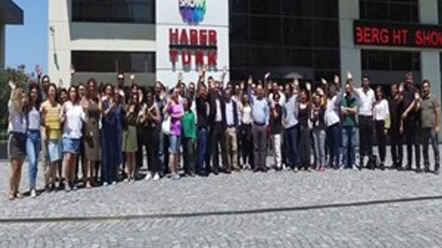 Habertürk ekibi 'gazete'ye böyle veda etti!