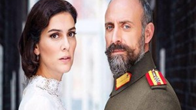 Bergüzar Korel ve Halit Ergenç geri adım atmayacak!