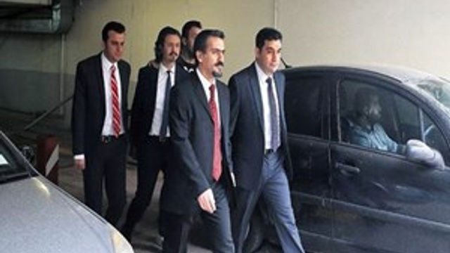 8 darbeciye Yunanistan ve ABD kalkanı!