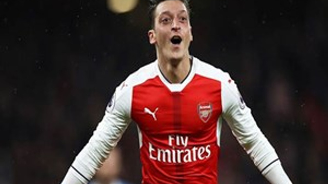 Fener ocakta Mesut!