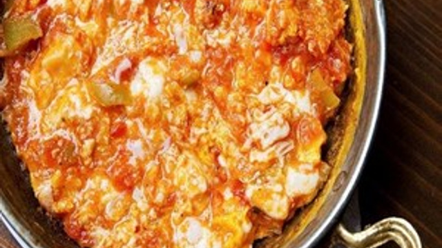 Kahvaltıda menemen yiyin!