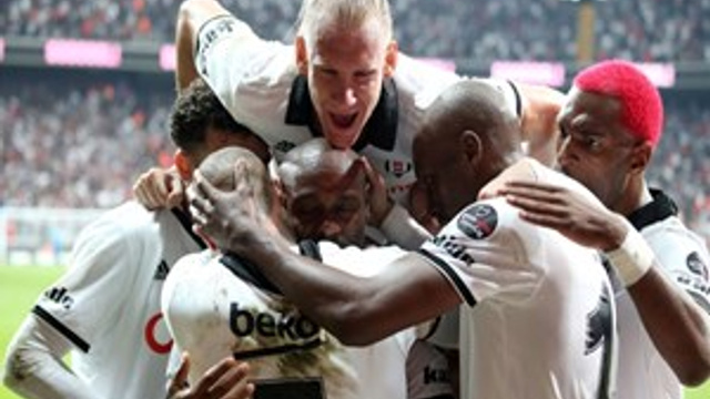 Beşiktaş evinde uçtu