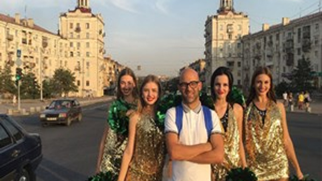 Murat Evgin’den ‘Ponpon Kızlar’la klip