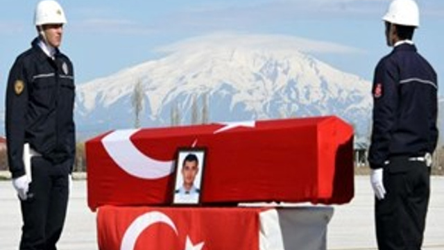 Şehit polisin katiline müebbet