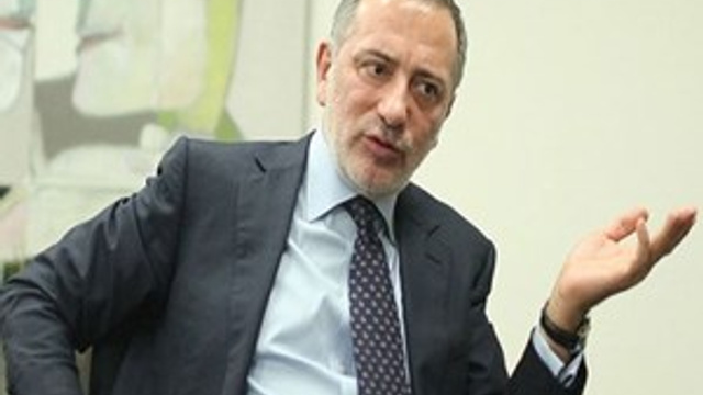 Fatih Altaylı yazdı: "Fransa Kralı’nın saygısızca düğünü"