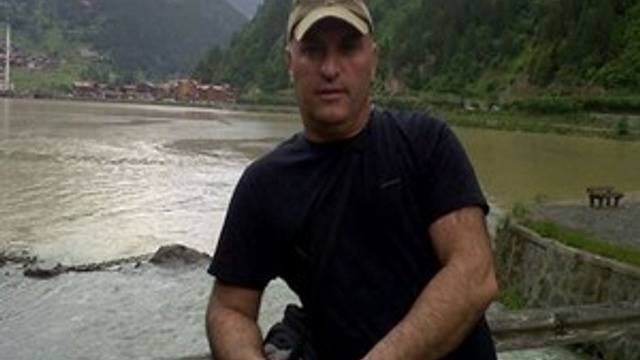 Kalp krizi geçiren öğretim görevlisi hayatını kaybetti