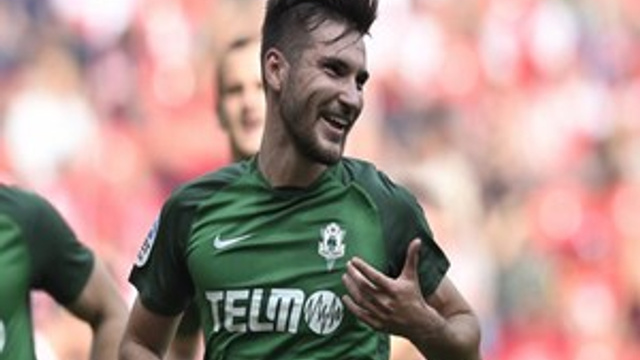Fenerbahçe Michal Travnik'in peşinde