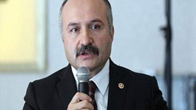 MHP'li Erhan Usta ihraç edildi