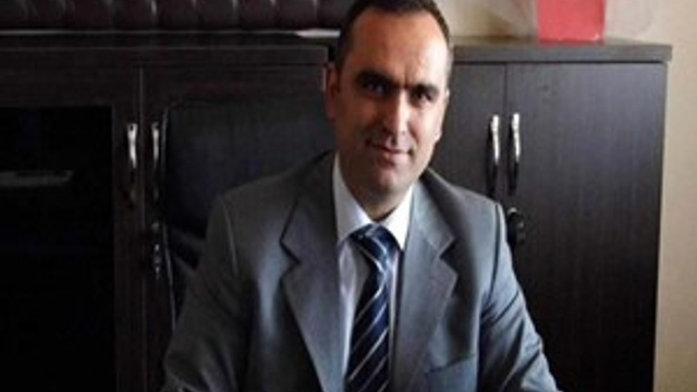 Anadolu lisesi eski müdürü ahırda ölü bulundu