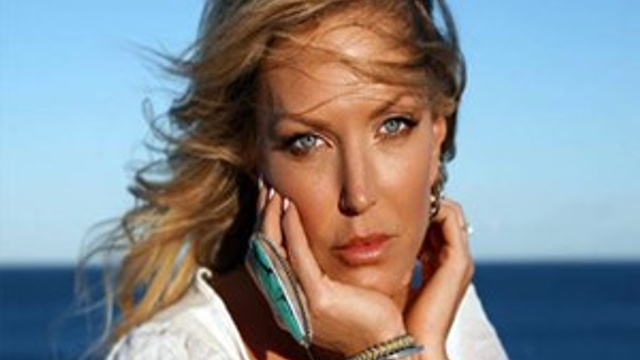 Manken Annalise Braakensiek evinde ölü bulundu!